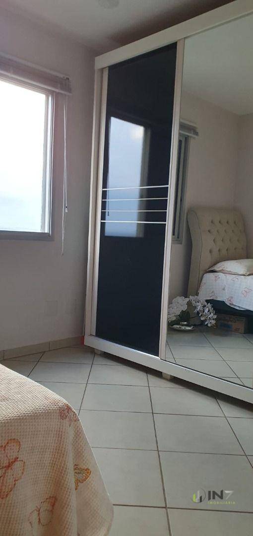 Apartamento à venda com 3 quartos, 74m² - Foto 18