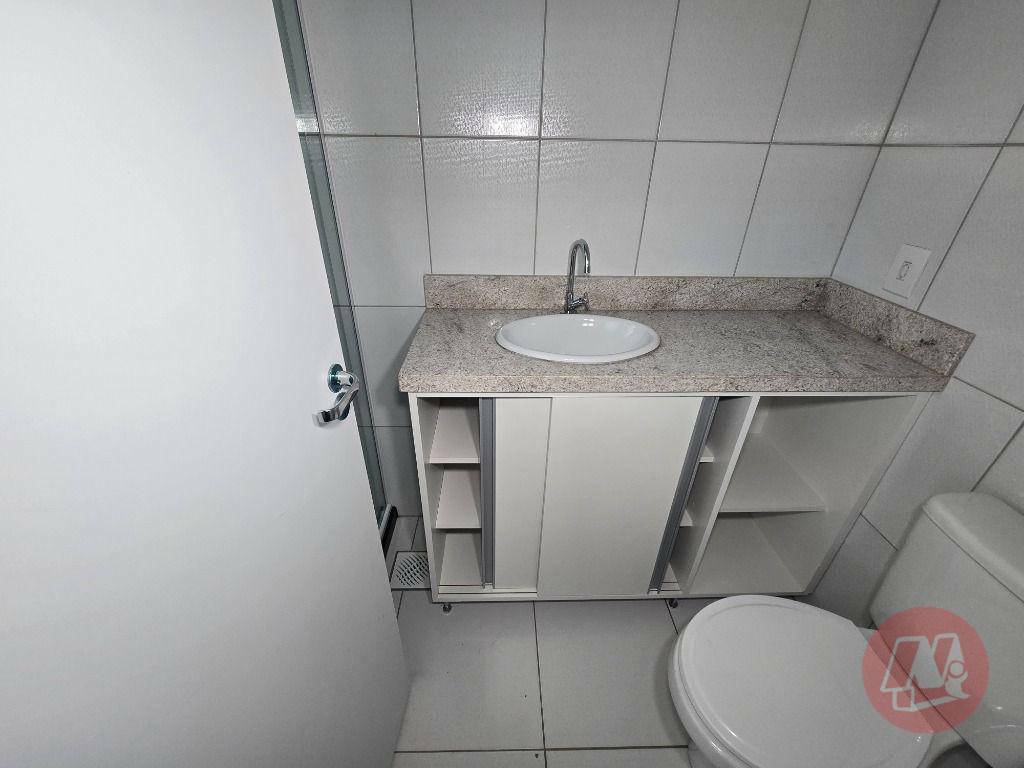 Apartamento para alugar com 3 quartos, 74m² - Foto 14