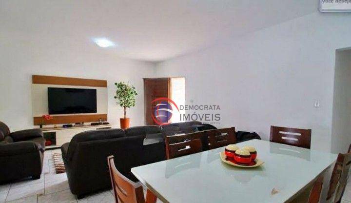 Sobrado à venda com 3 quartos, 275m² - Foto 8