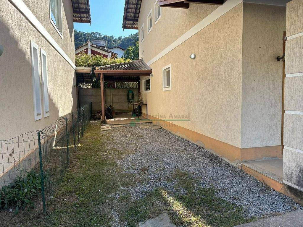 Casa de Condomínio à venda com 3 quartos, 150m² - Foto 5