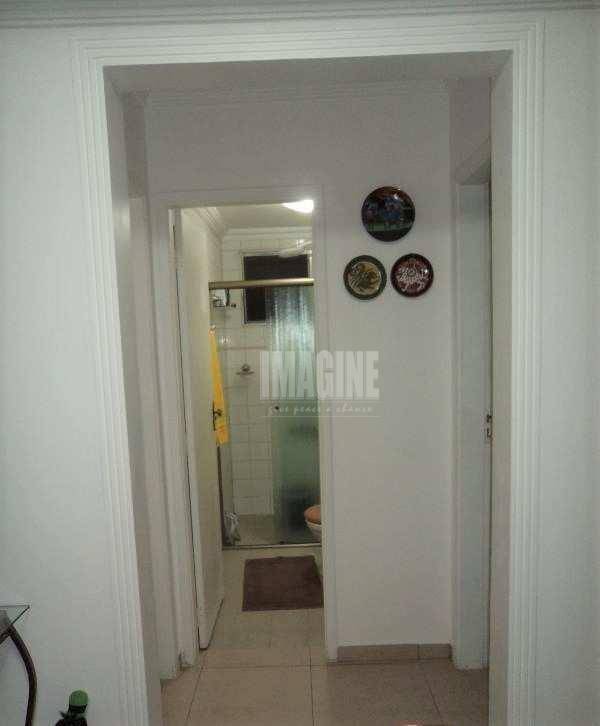 Apartamento à venda com 2 quartos, 50m² - Foto 1