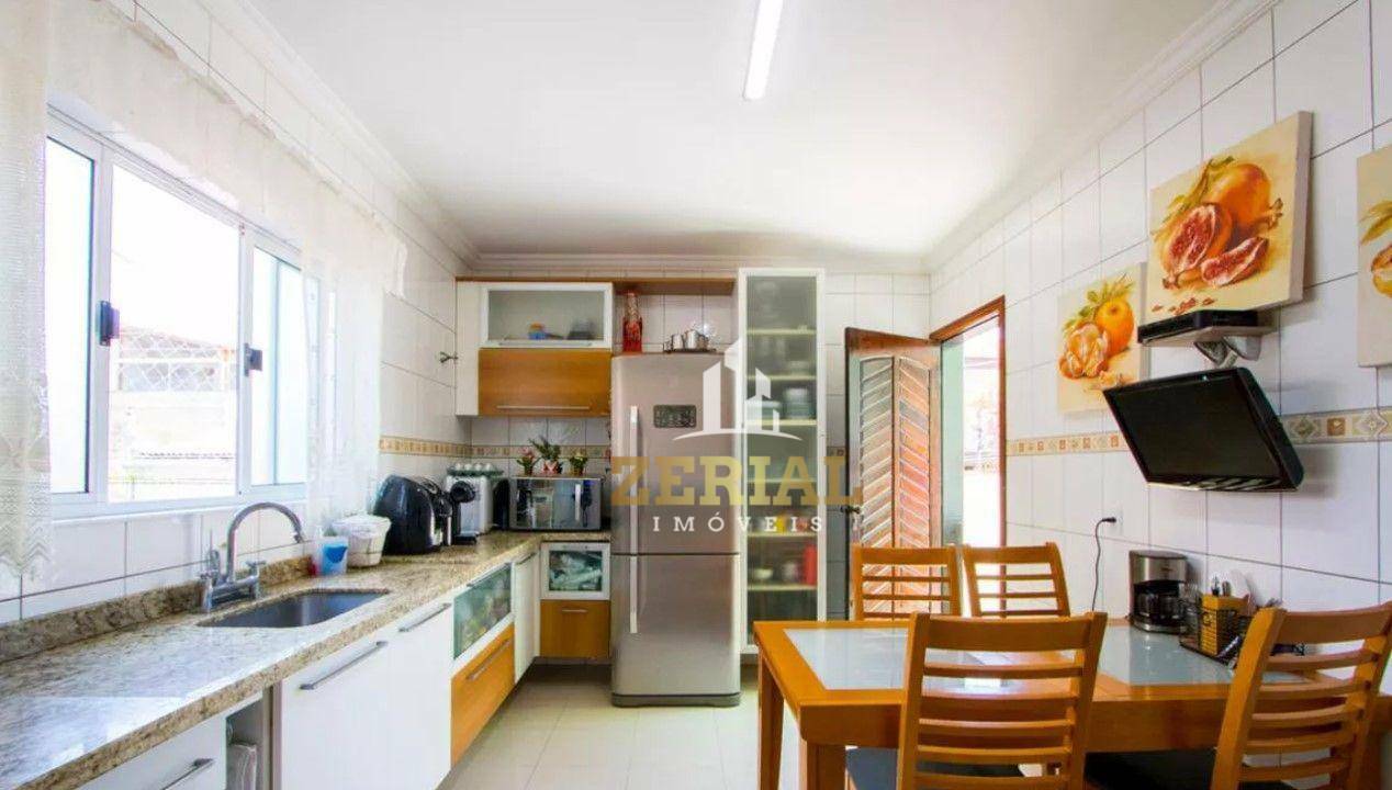 Sobrado à venda com 3 quartos, 207m² - Foto 2