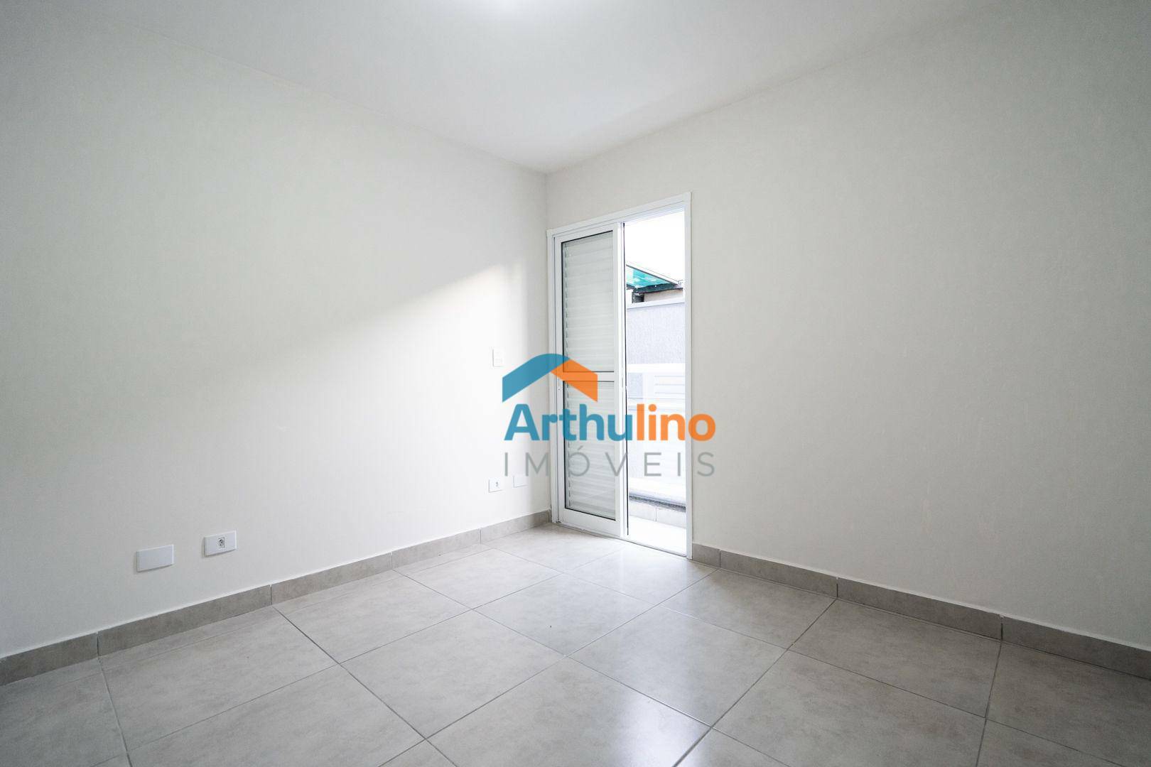 Casa à venda com 2 quartos, 65m² - Foto 17