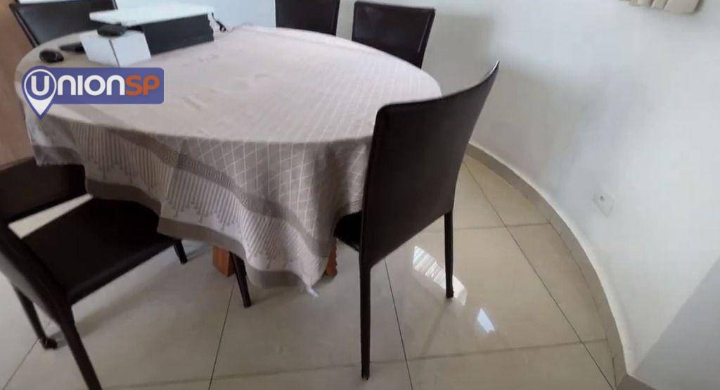 Apartamento à venda com 2 quartos, 65m² - Foto 3