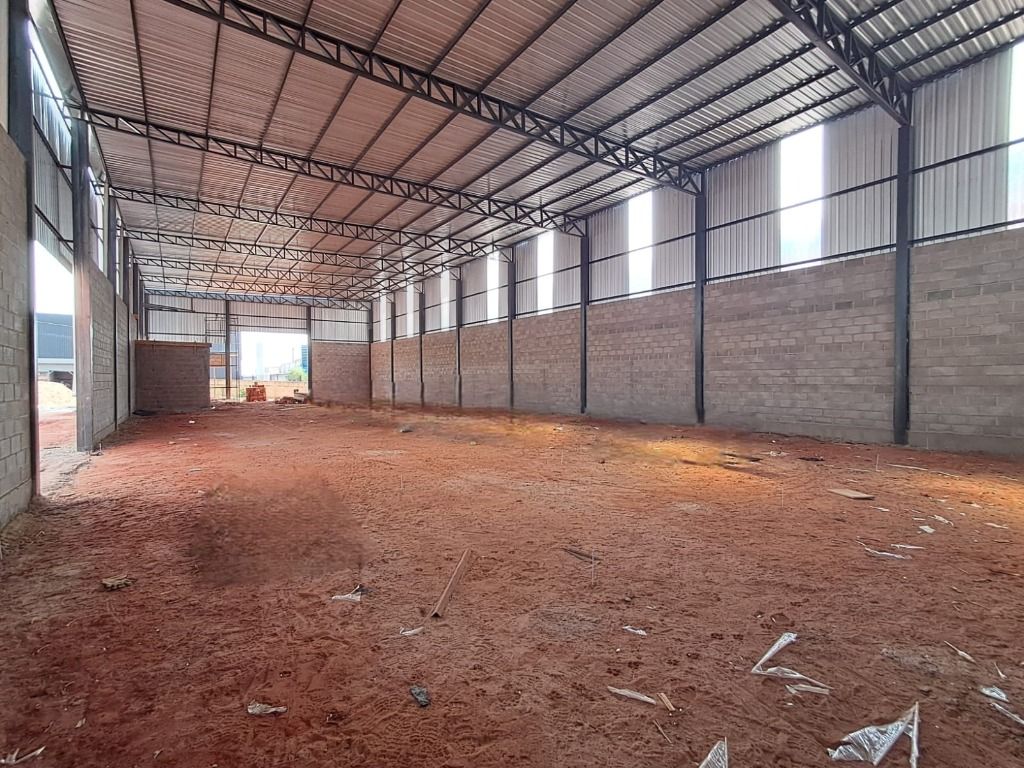 Depósito-Galpão-Armazém para alugar, 600m² - Foto 1