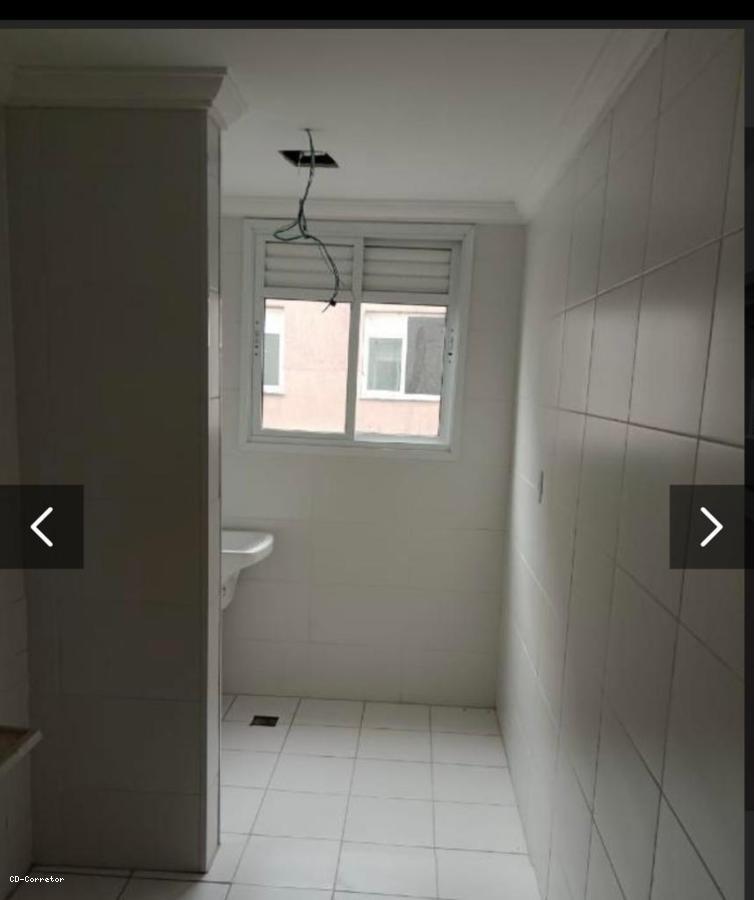 Apartamento à venda com 3 quartos, 107m² - Foto 11