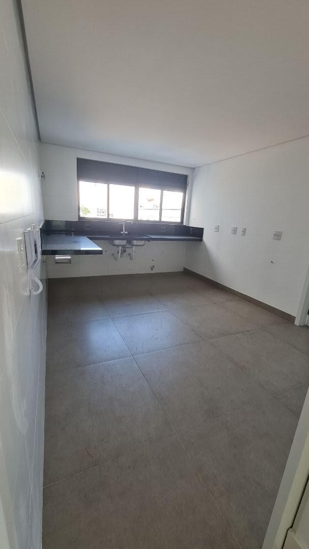 Apartamento à venda com 4 quartos, 250m² - Foto 33