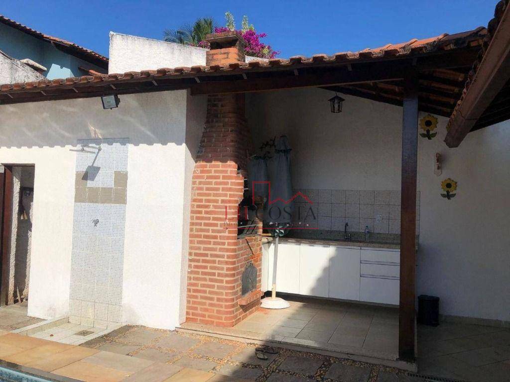 Casa de Condomínio à venda com 5 quartos, 274m² - Foto 32