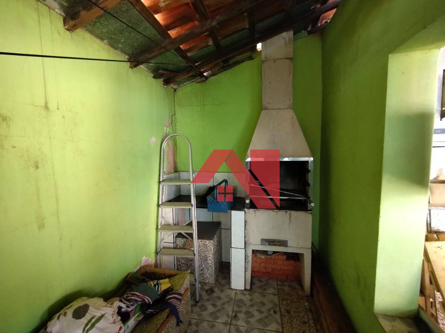 Casa à venda com 3 quartos, 90m² - Foto 13