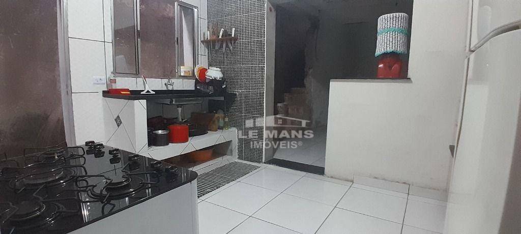 Casa à venda com 3 quartos, 150m² - Foto 5