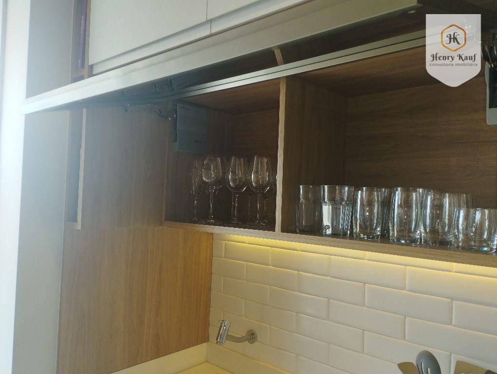 Apartamento à venda com 1 quarto, 57m² - Foto 22