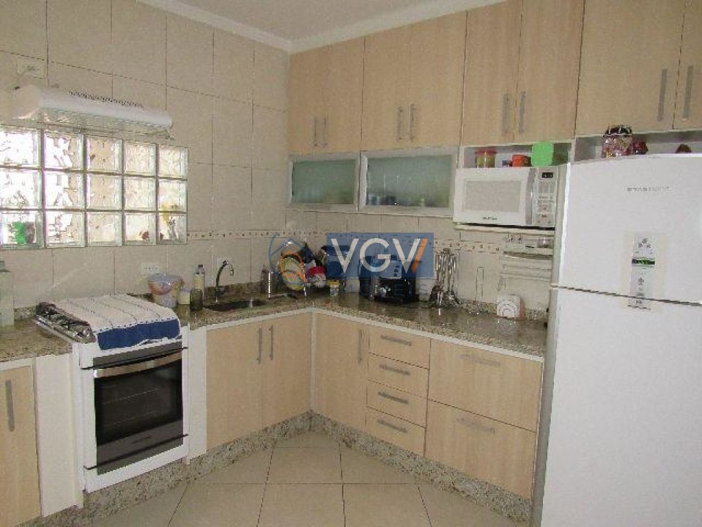 Apartamento à venda com 3 quartos, 90m² - Foto 11