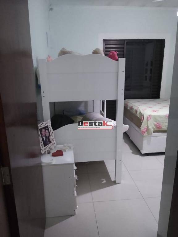 Sobrado à venda com 2 quartos, 117m² - Foto 20