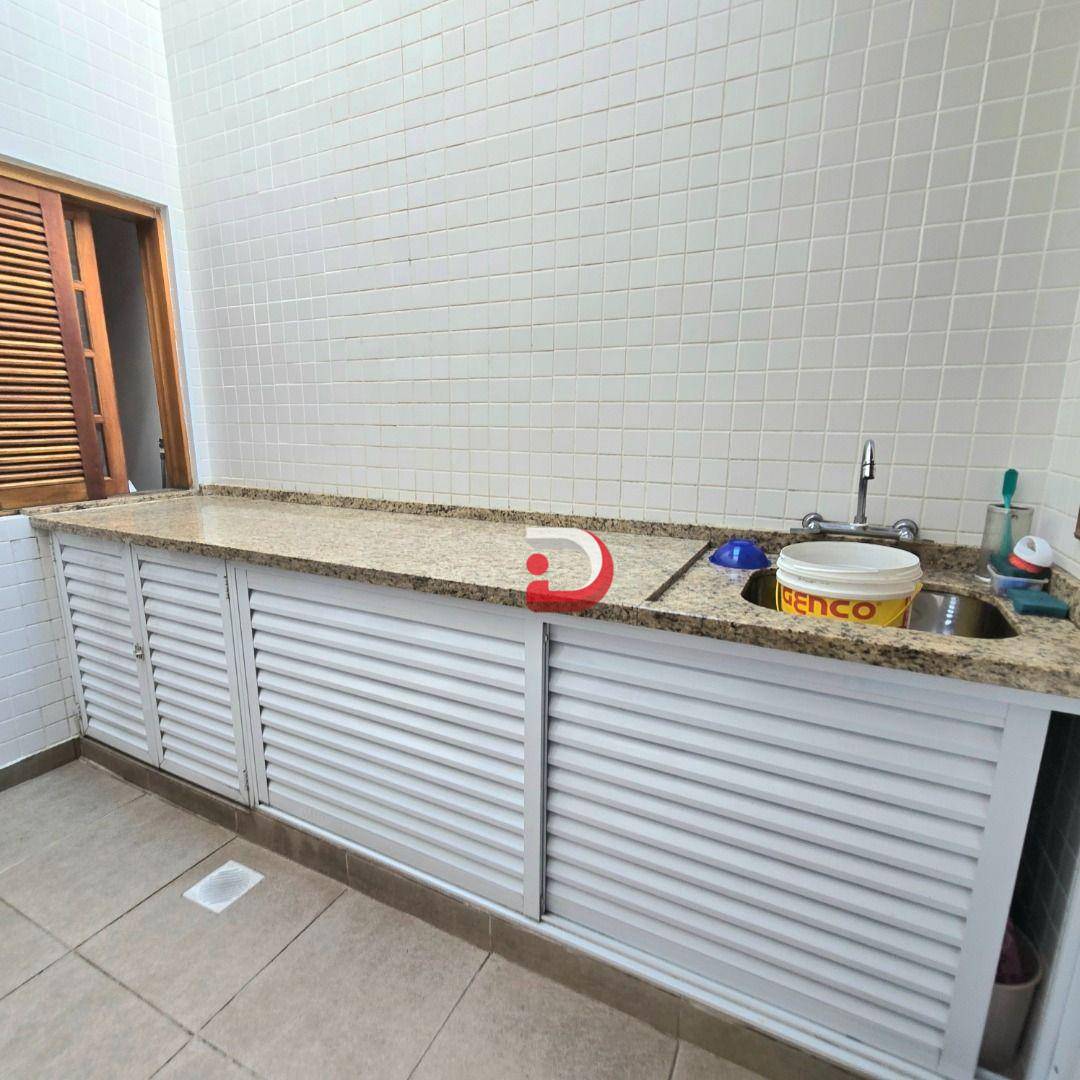 Sobrado à venda com 5 quartos, 250m² - Foto 51