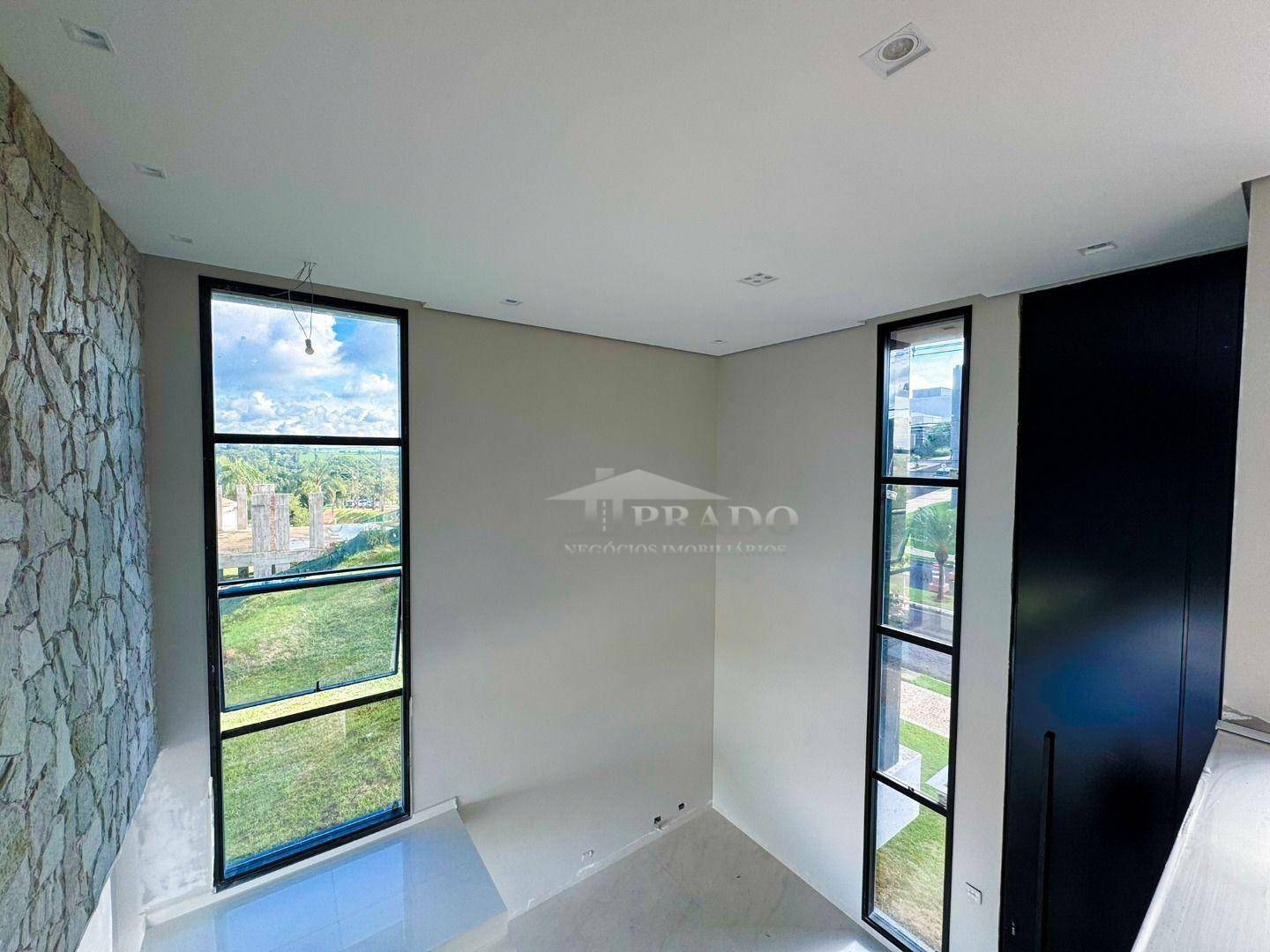 Casa à venda com 4 quartos, 347m² - Foto 25