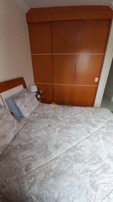 Apartamento à venda com 3 quartos, 84m² - Foto 17