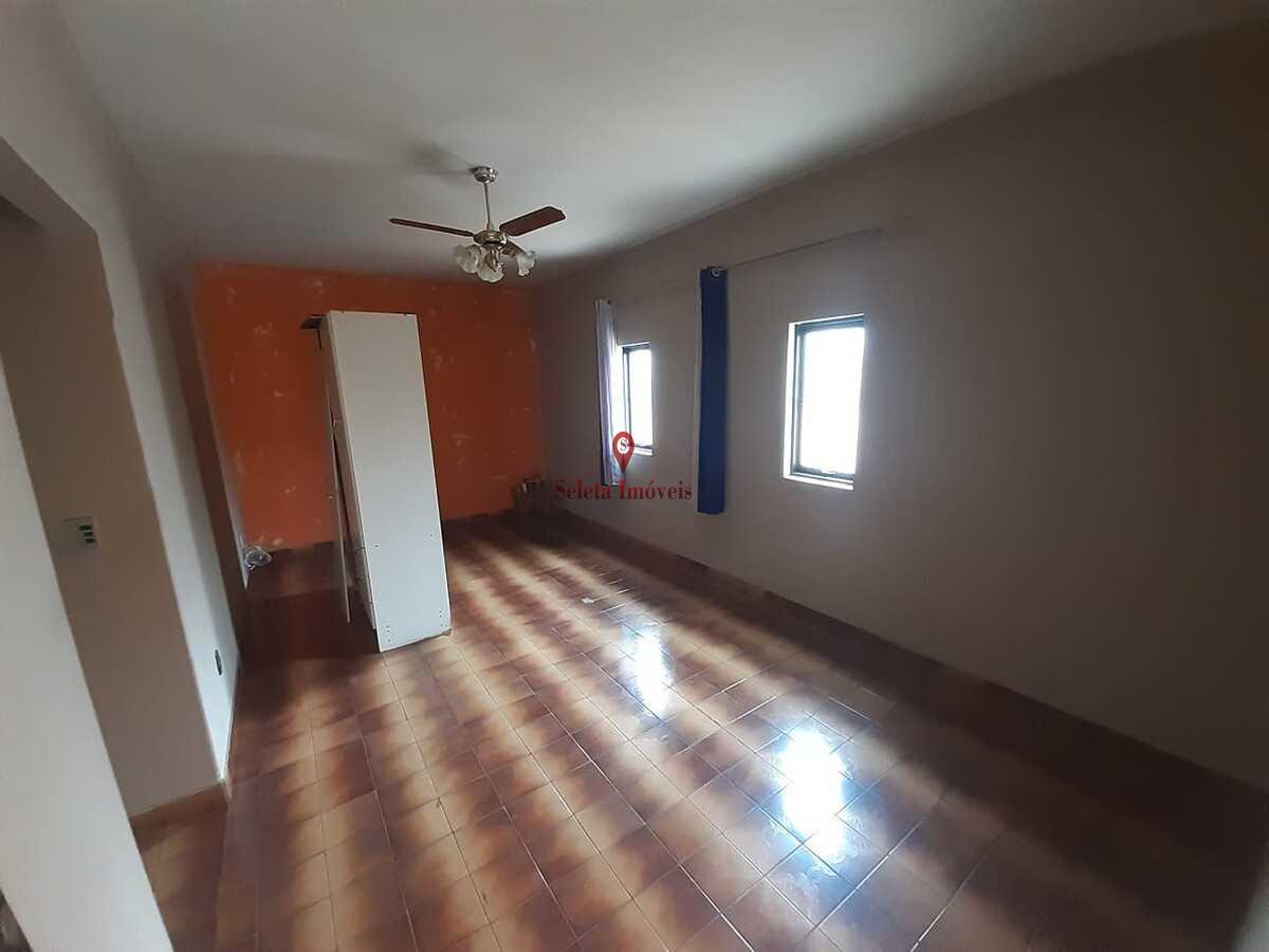 Casa à venda com 3 quartos, 110m² - Foto 2