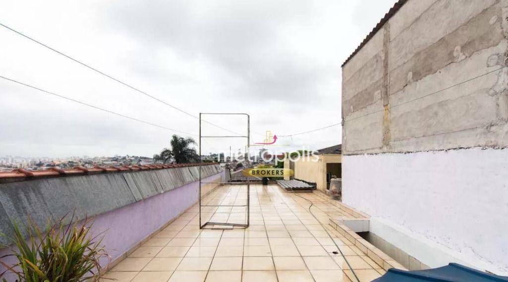 Sobrado à venda com 3 quartos, 195m² - Foto 24