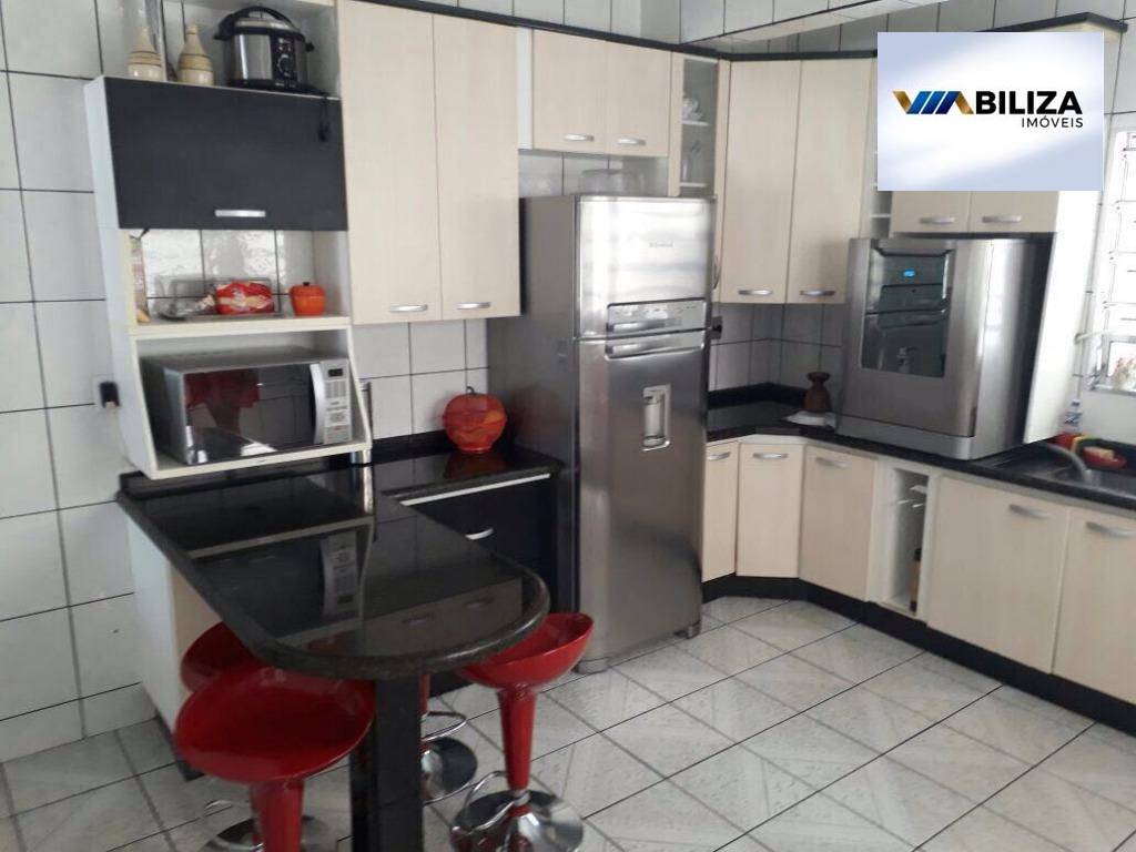 Sobrado à venda com 3 quartos, 217m² - Foto 8