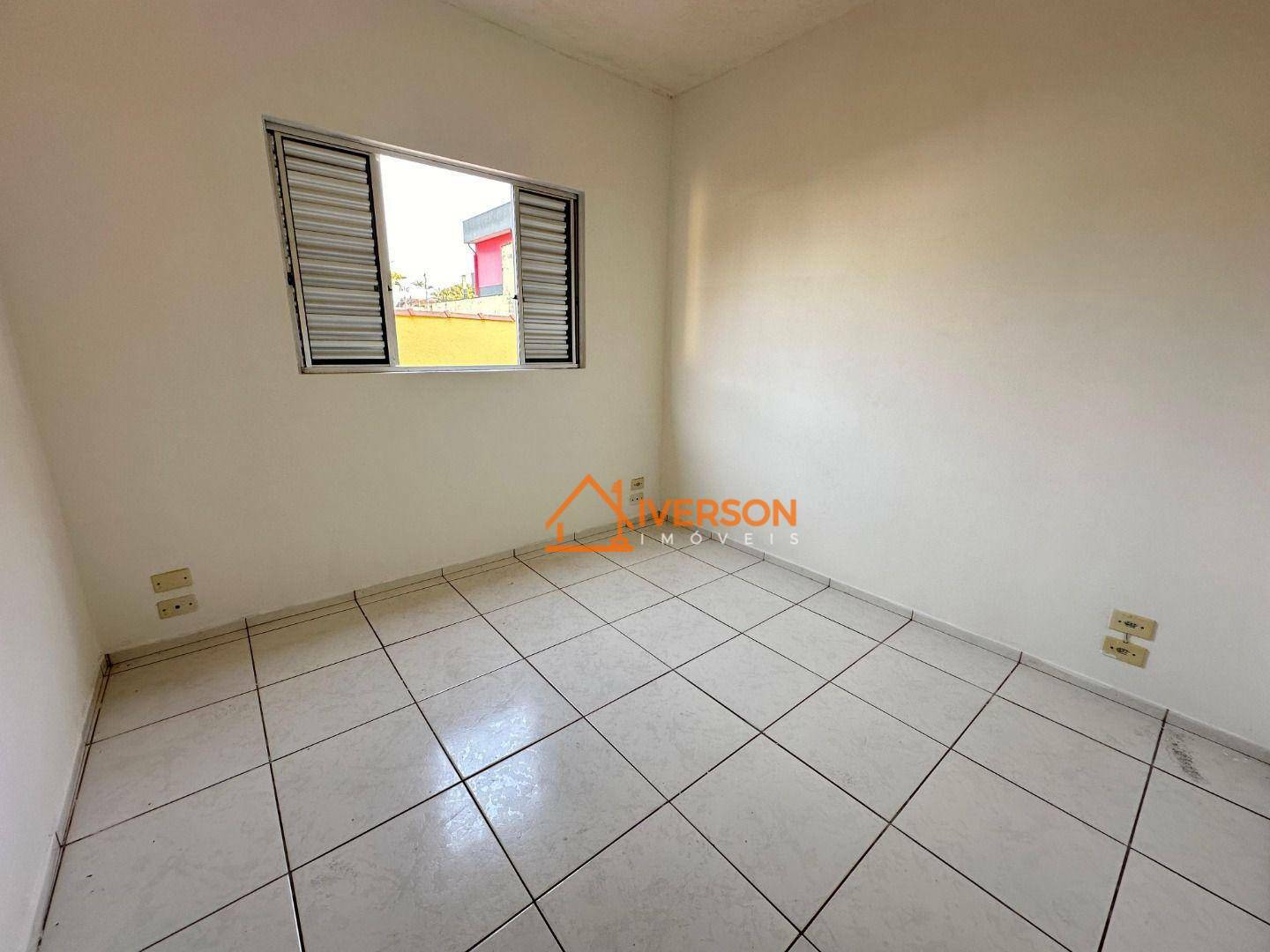 Casa à venda com 3 quartos, 130m² - Foto 8