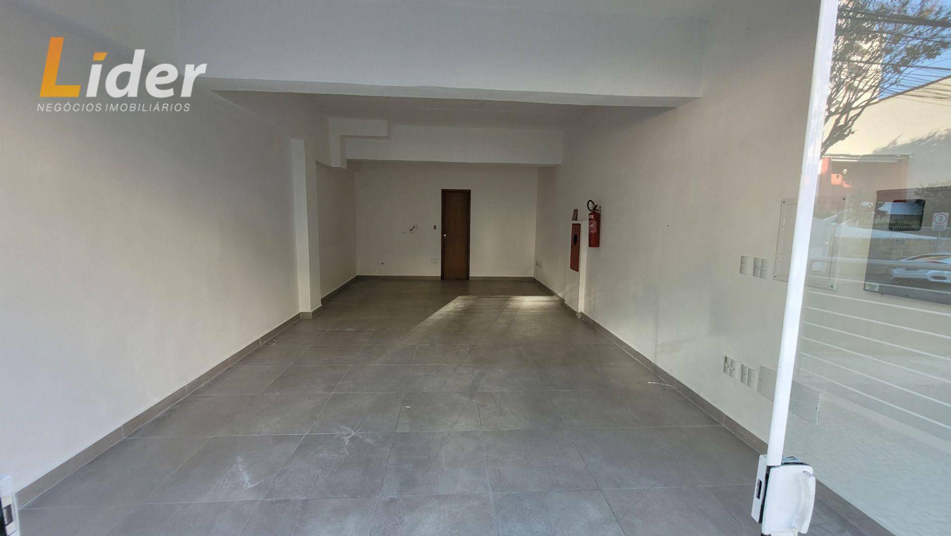 Loja-Salão para alugar, 56m² - Foto 2