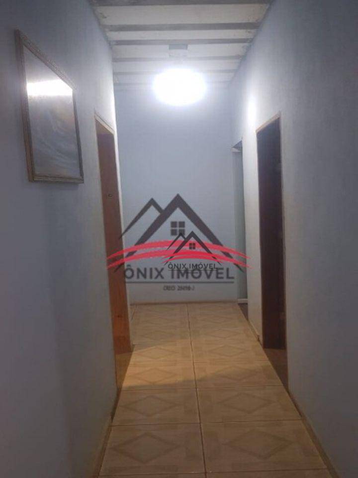 Casa à venda com 2 quartos, 250m² - Foto 10