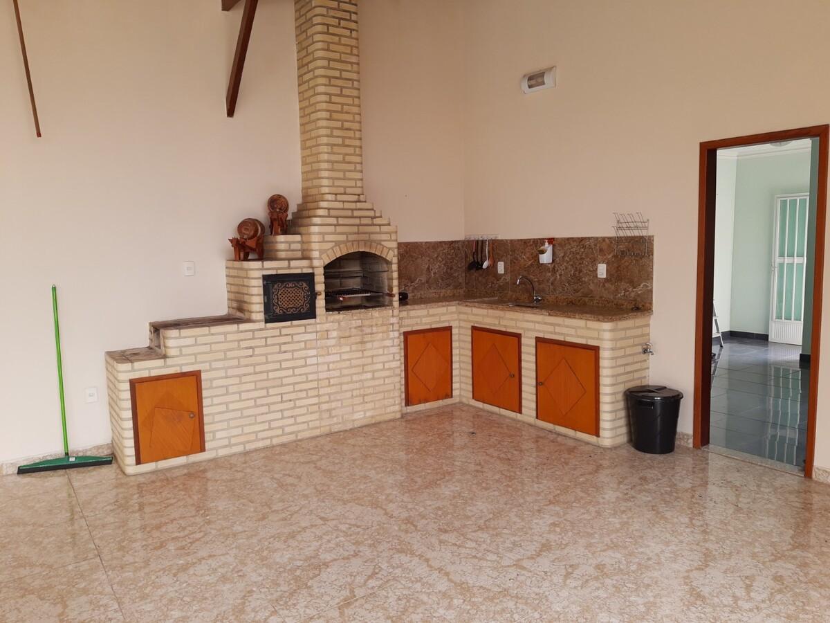 Casa à venda com 3 quartos, 270m² - Foto 12