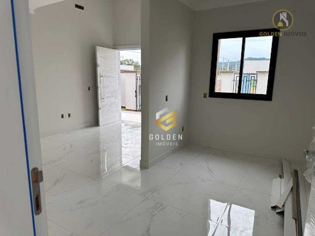 Casa à venda com 3 quartos, 98m² - Foto 6