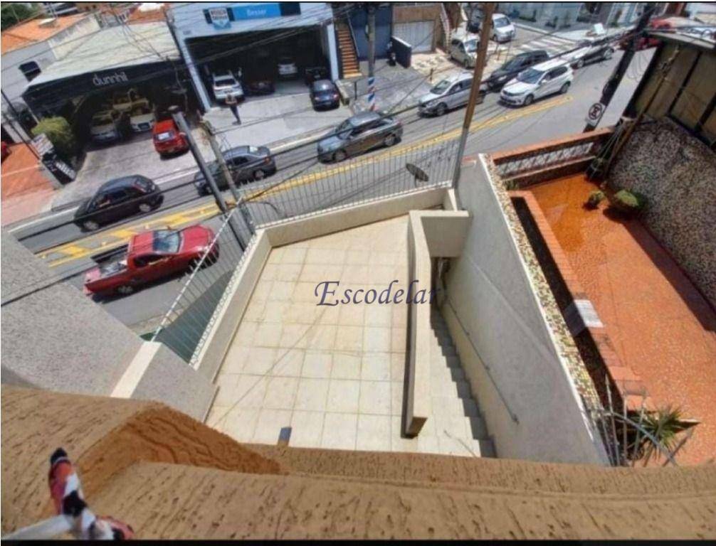 Sobrado à venda com 2 quartos, 180m² - Foto 1