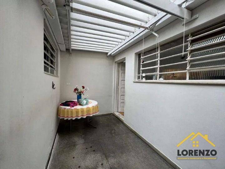 Sobrado à venda com 3 quartos, 217m² - Foto 13