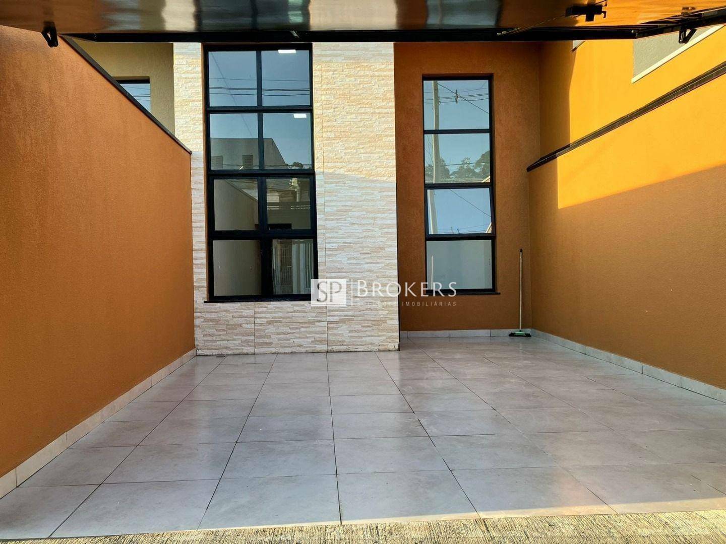 Casa à venda com 2 quartos, 82m² - Foto 1