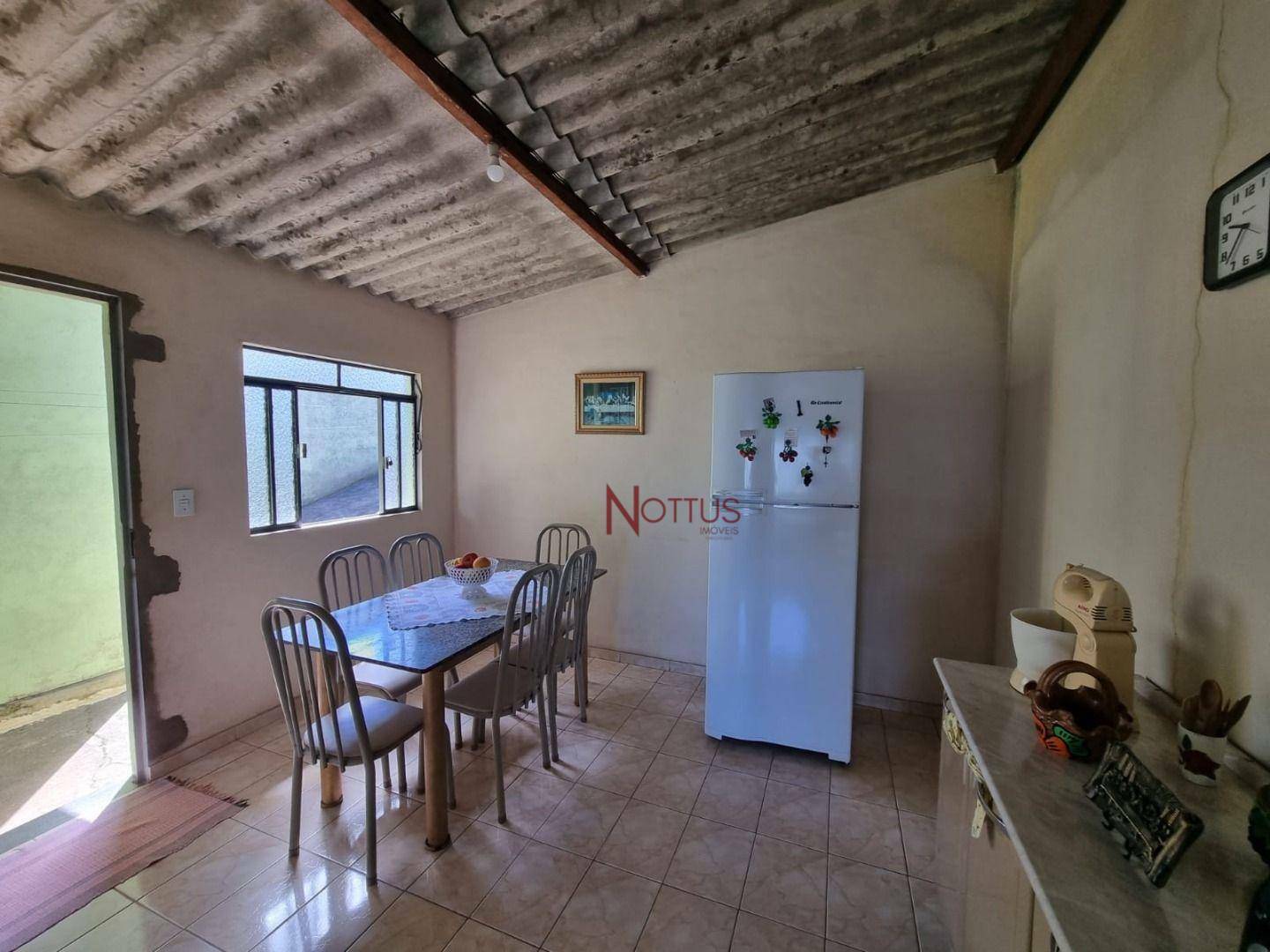 Casa à venda com 3 quartos, 380m² - Foto 10