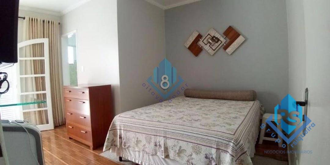 Casa à venda com 4 quartos, 300m² - Foto 5