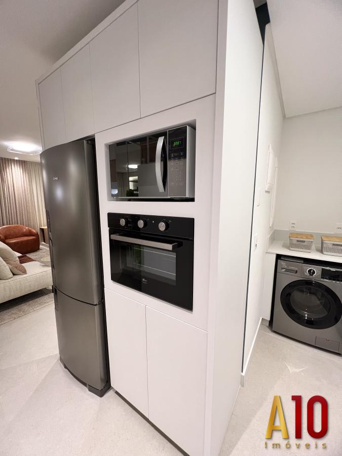 Apartamento à venda com 2 quartos, 80m² - Foto 25