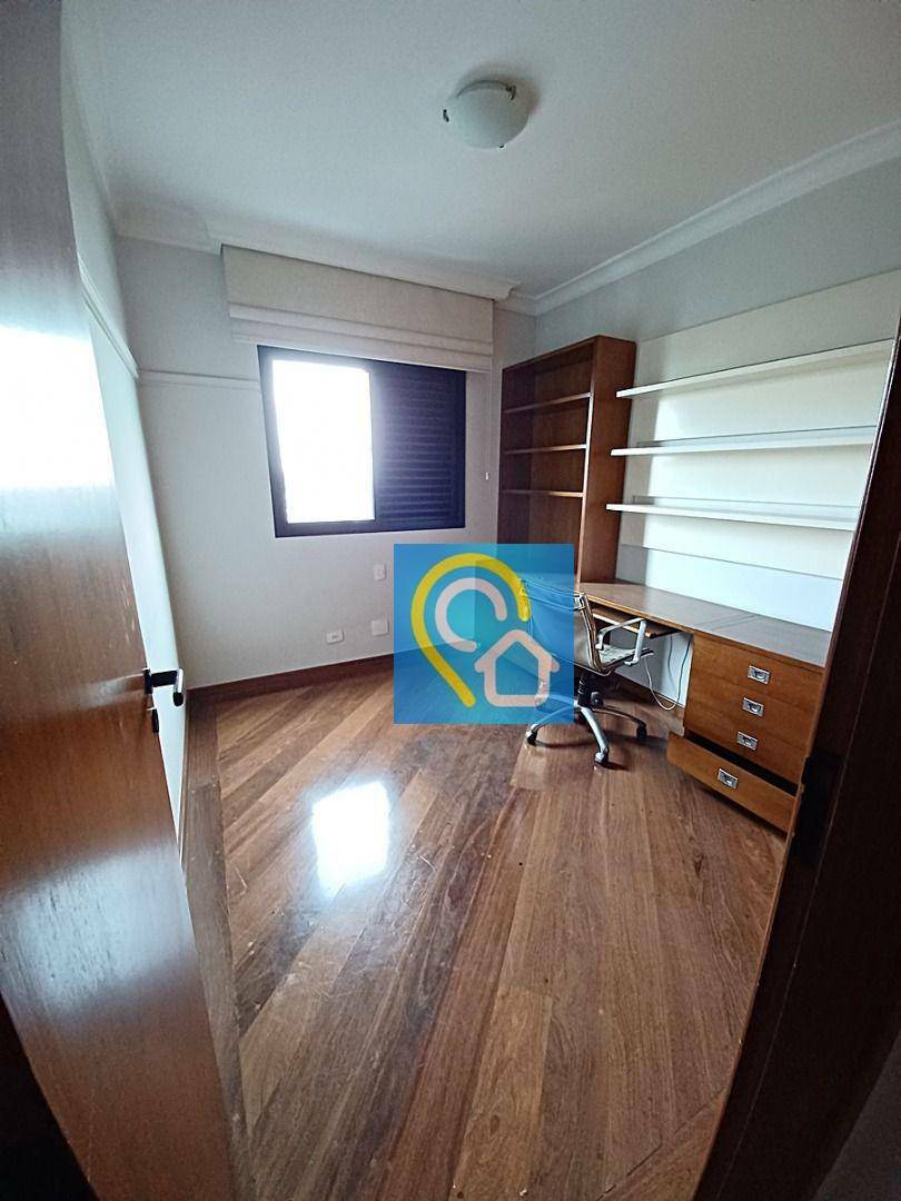 Apartamento à venda com 4 quartos, 154m² - Foto 19