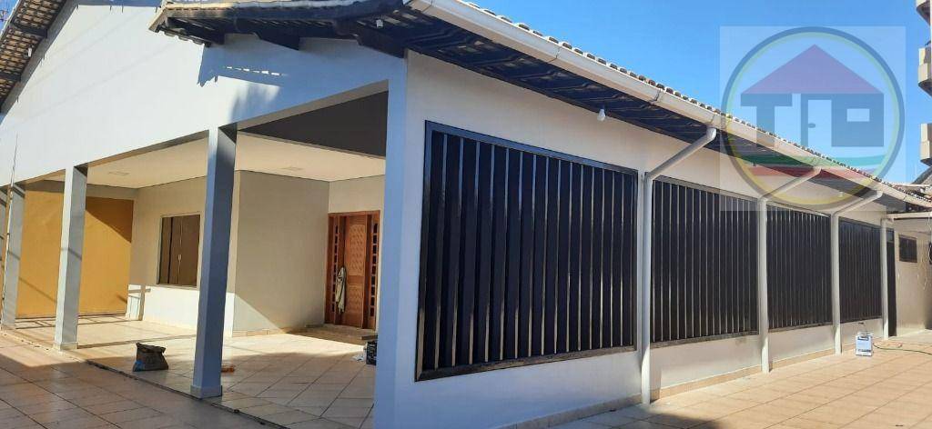 Casa para alugar com 3 quartos, 250m² - Foto 5