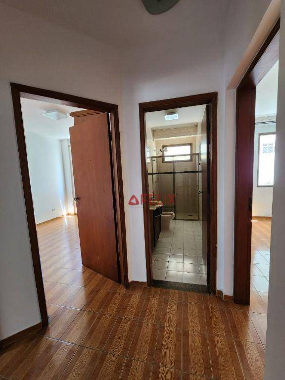 Apartamento à venda com 3 quartos, 111m² - Foto 21