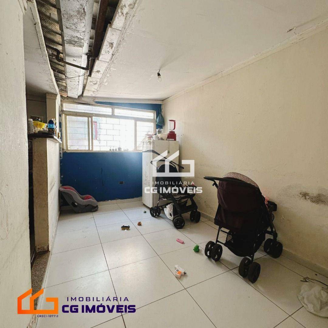 Casa à venda com 2 quartos, 170m² - Foto 10