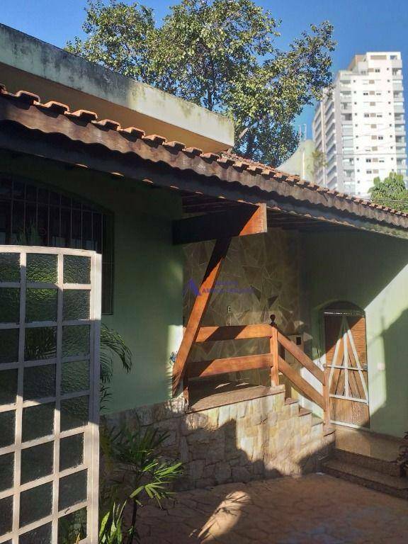 Sobrado à venda e aluguel com 7 quartos, 398m² - Foto 4