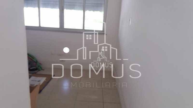 Apartamento à venda com 2 quartos, 63m² - Foto 4