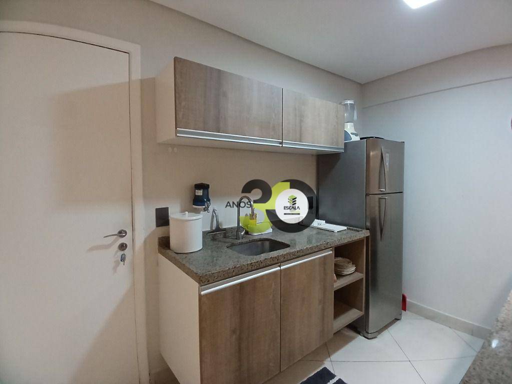 Apartamento para alugar com 1 quarto, 45m² - Foto 24
