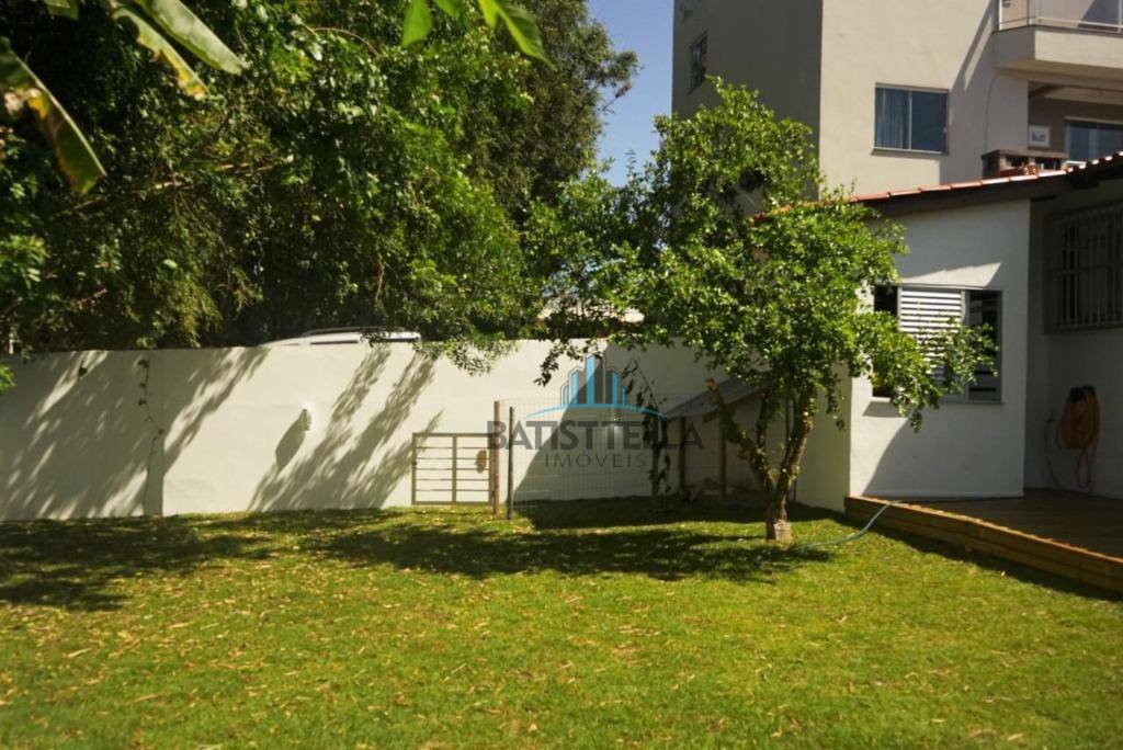 Casa à venda com 3 quartos, 150m² - Foto 30