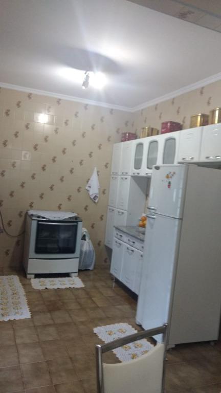 Casa à venda com 3 quartos, 100m² - Foto 10