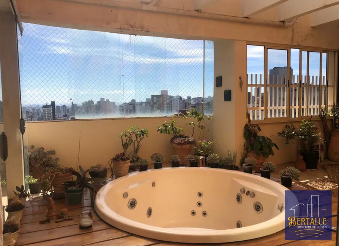 Cobertura à venda com 3 quartos, 220m² - Foto 1