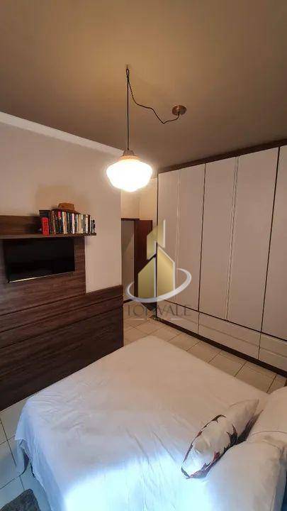 Casa à venda com 3 quartos, 90m² - Foto 11