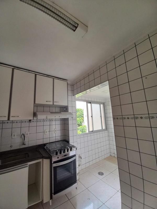 Apartamento à venda com 2 quartos, 64m² - Foto 5