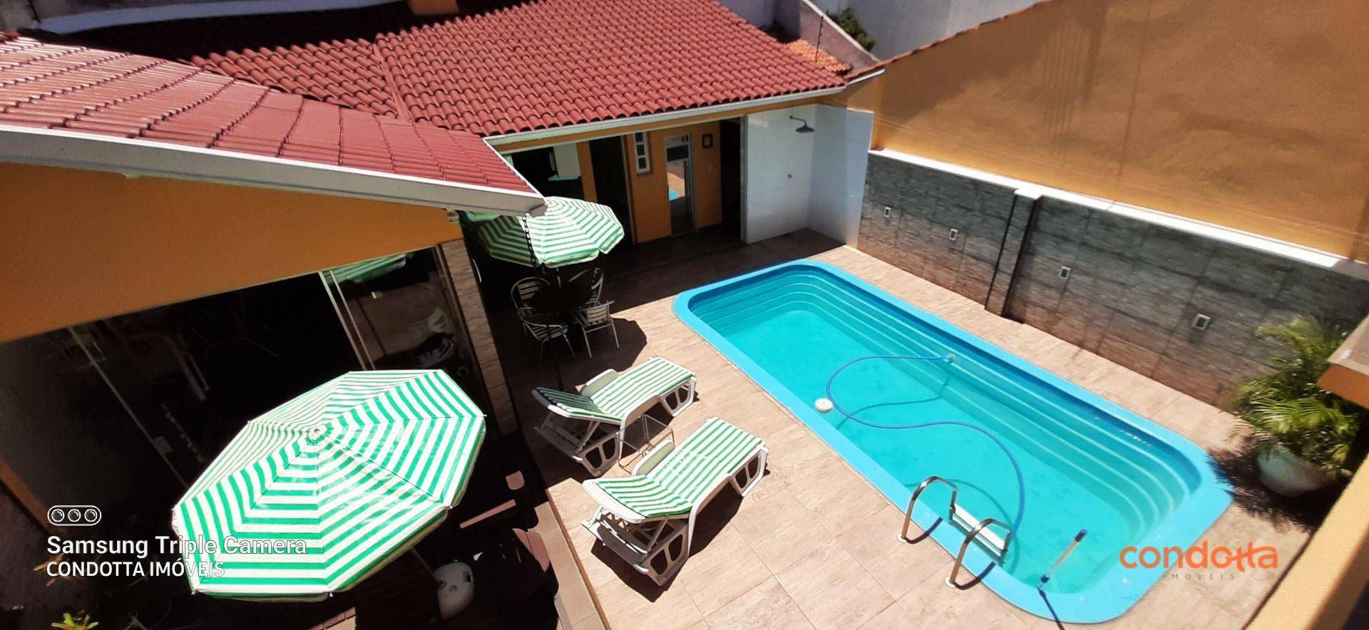 Casa para alugar com 4 quartos, 285m² - Foto 36