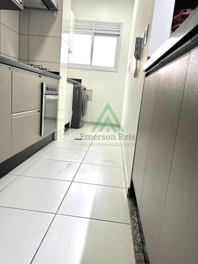 Apartamento à venda com 2 quartos, 66m² - Foto 19