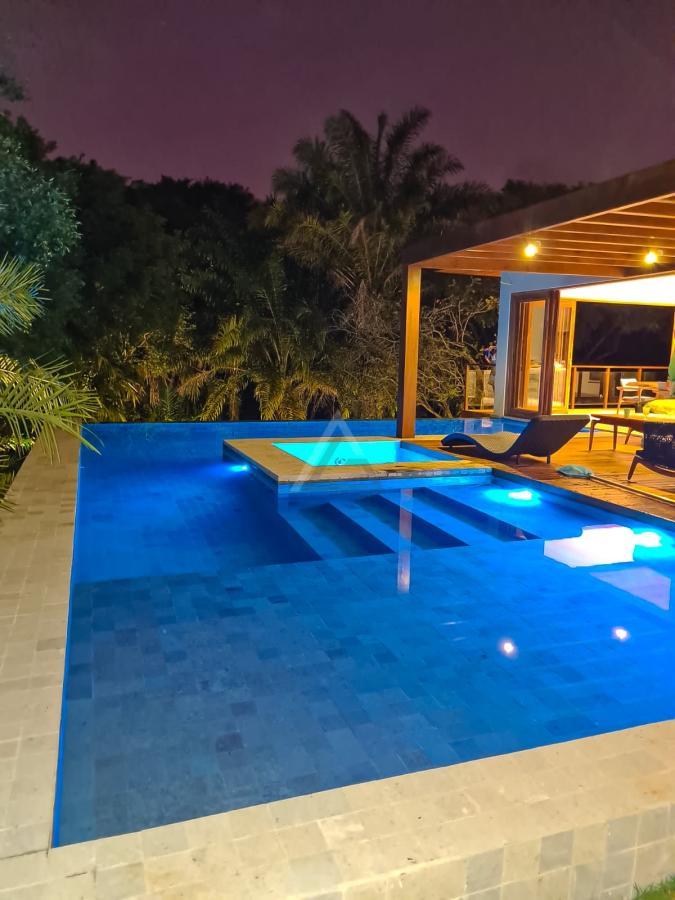 Casa de Condomínio à venda com 6 quartos, 550m² - Foto 6