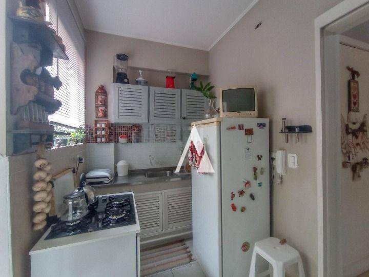 Apartamento à venda com 3 quartos, 85m² - Foto 10